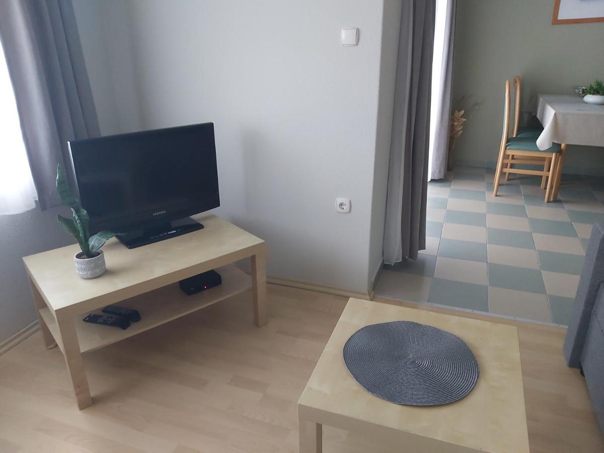 Apartmanhaz Horvath Balatonboglár Buitenkant foto